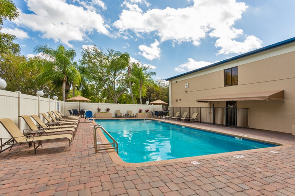 Rooms To Go Fort Lauderdale Hours Rooms To Go Fort Lauderdale Hours