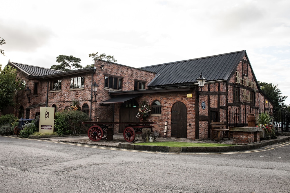 Exterior, Bredbury Hall Hotel