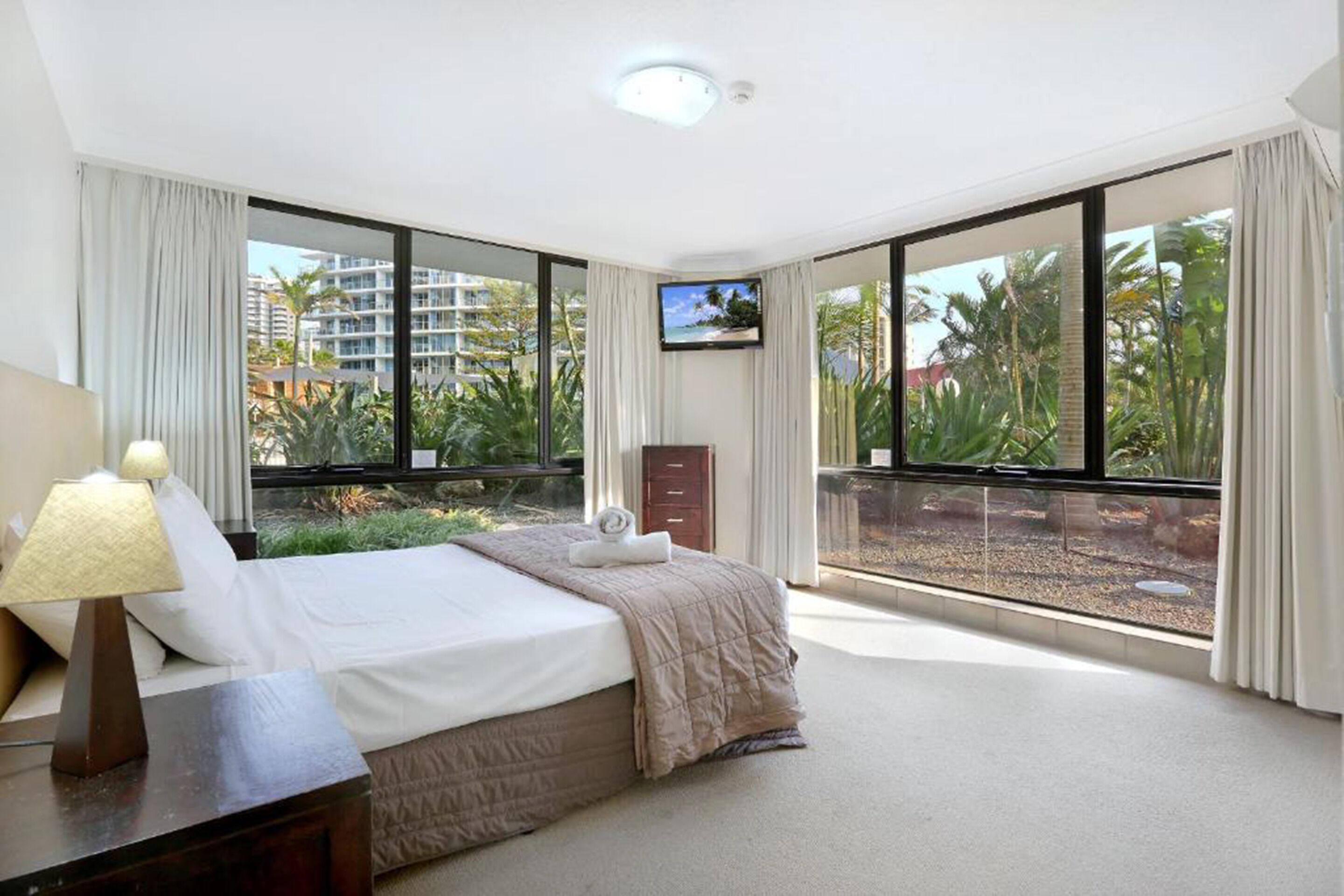 Genesis Holiday Apartments