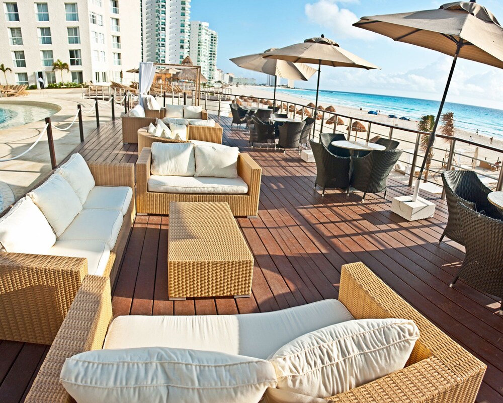 Sunset Royal Beach Resort - All Inclusive: 2019 Room Prices $177, Deals