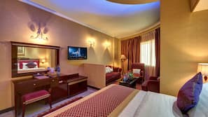 Minibar, iron/ironing board, free WiFi, bed sheets