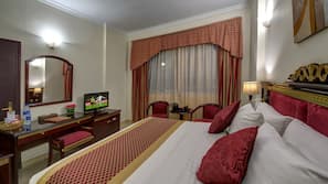 Minibar, iron/ironing board, free WiFi, bed sheets