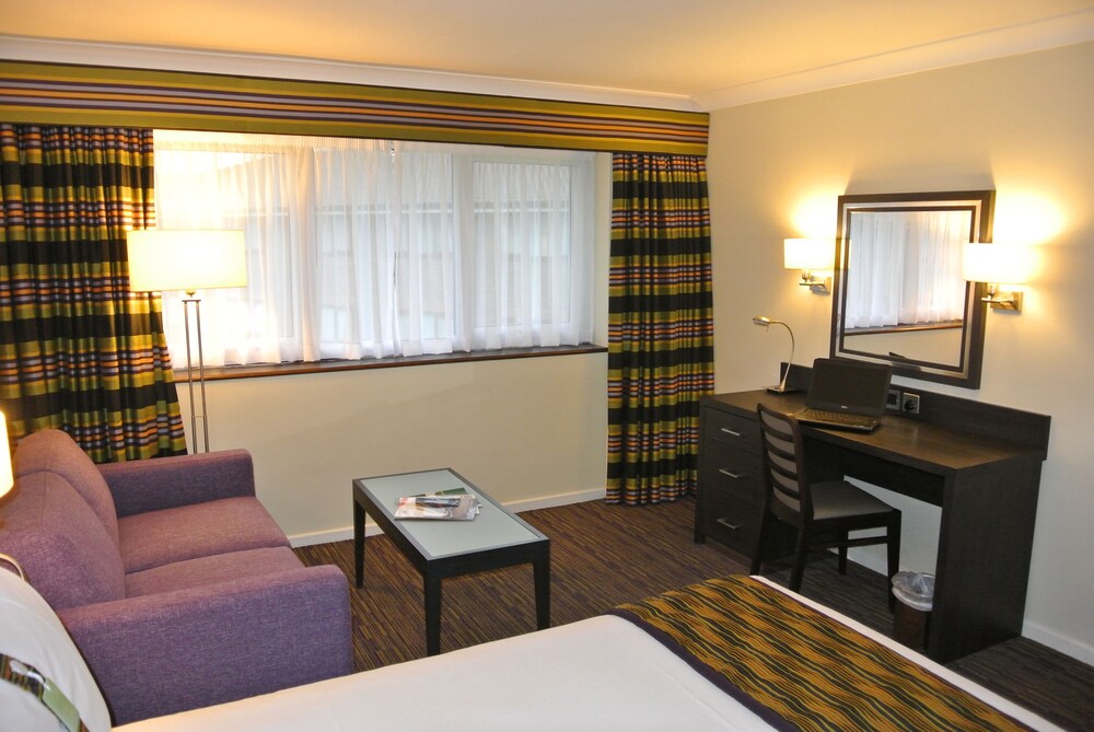 Holiday Inn London Gatwick - Worth, an IHG Hotel