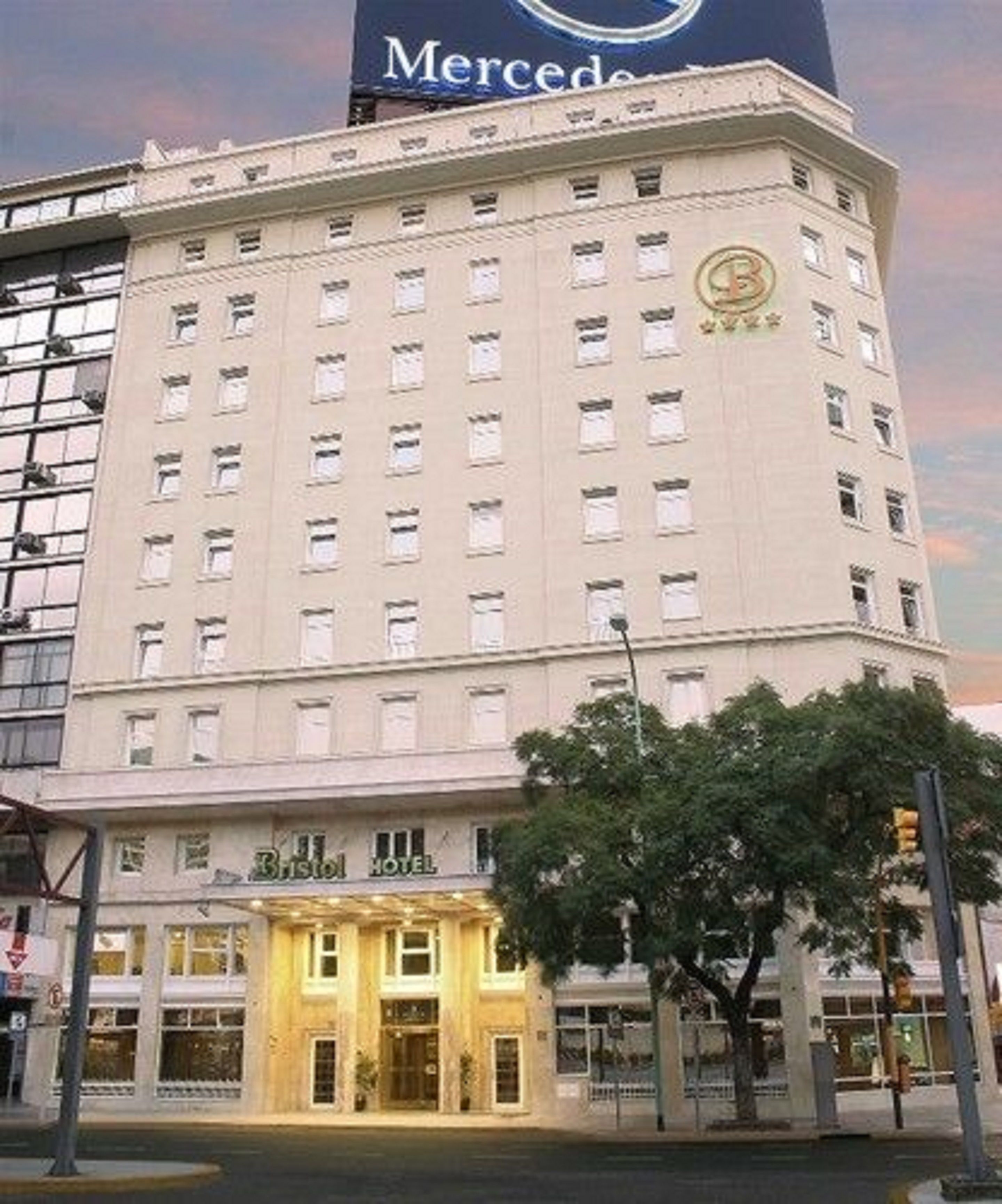 Hotel Bristol