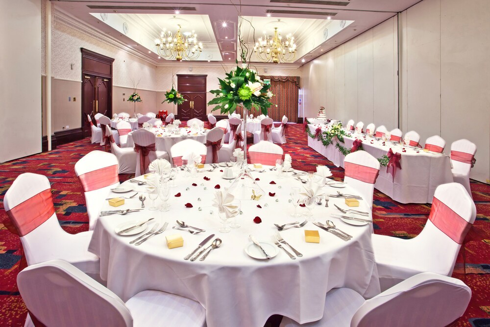 Banquet hall, Royal Court Hotel & Spa Coventry