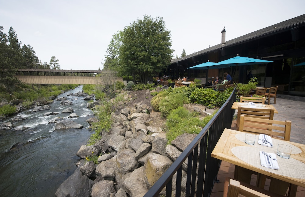 Riverhouse on the Deschutes