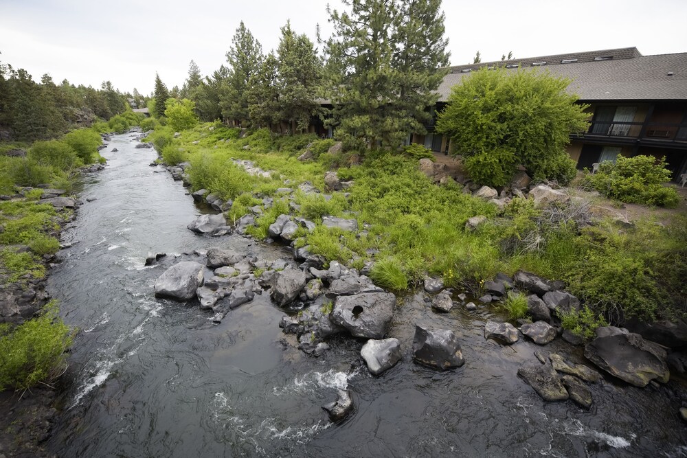 Riverhouse on the Deschutes