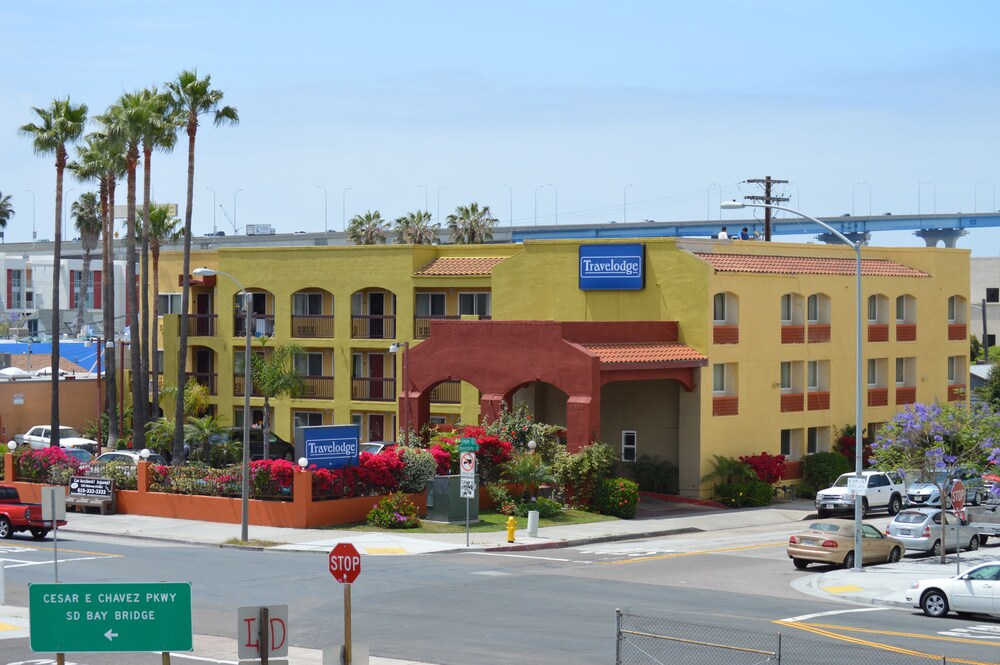 Travelodge by Wyndham San Diego Downtown Convention Center