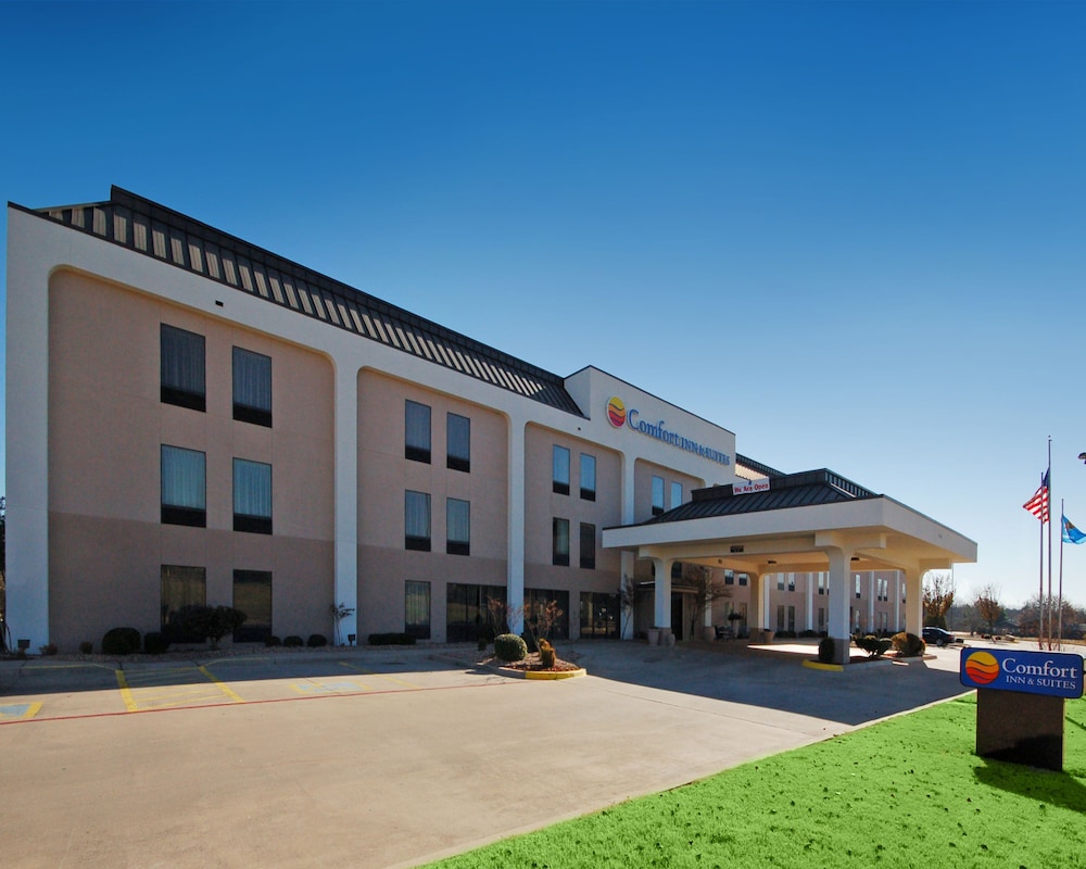 Comfort Inn & Suites Ardmore in Ardmore Best Rates & Deals on Orbitz