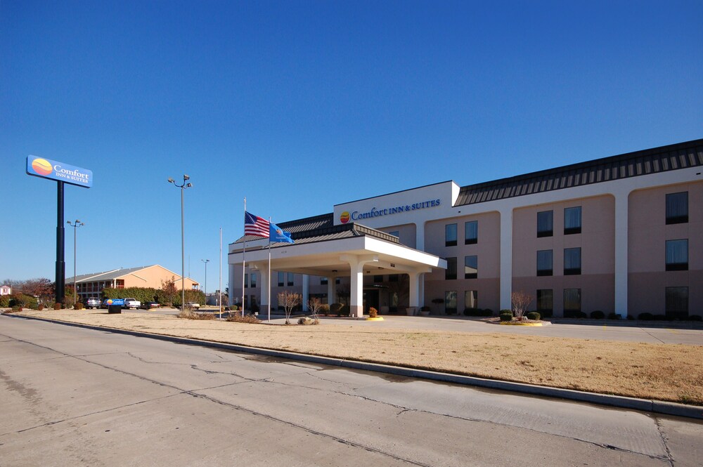Comfort Inn & Suites Ardmore in Ardmore Best Rates & Deals on Orbitz