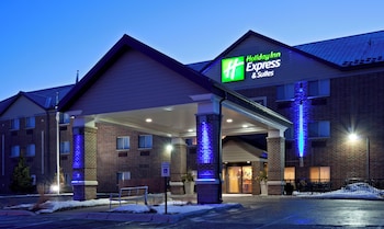 Holiday Inn Express Hotel & Suites St. Paul-Woodbury