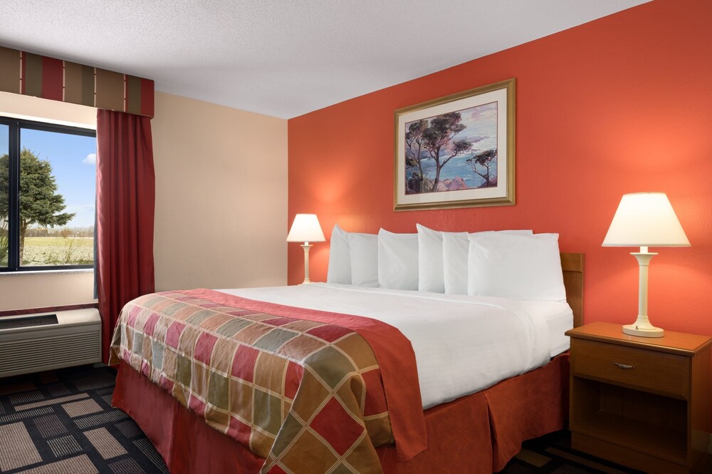 Baymont Inn and Suites Springfield in Springfield, United States