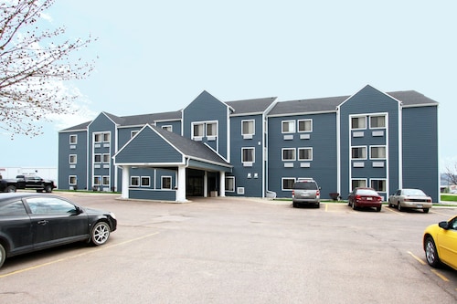 Check Expedia for Availability of New Victorian Inn & Suites in Sioux City, IA