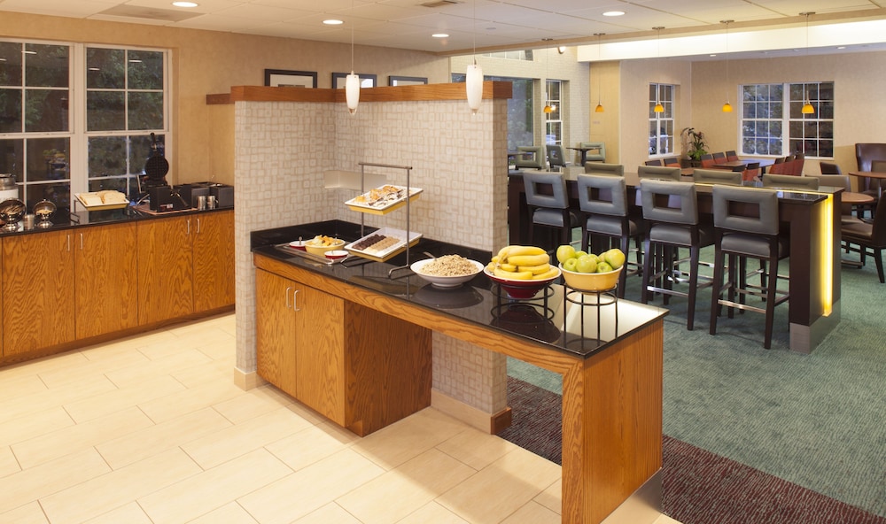 Breakfast area, Residence Inn by Marriott Asheville Biltmore