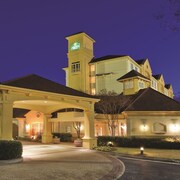 Pet Friendly Hotels Atlanta, GA: 505 Hotels for Pet Travel Pet Friendly Hotels Atlanta, GA: 505 Hotels for Pet Travel