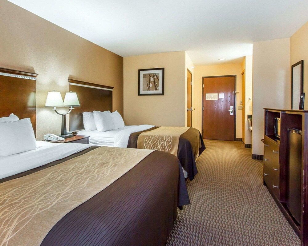 Quality Inn Suites In Burlington Hotel Rates Reviews On Orbitz
