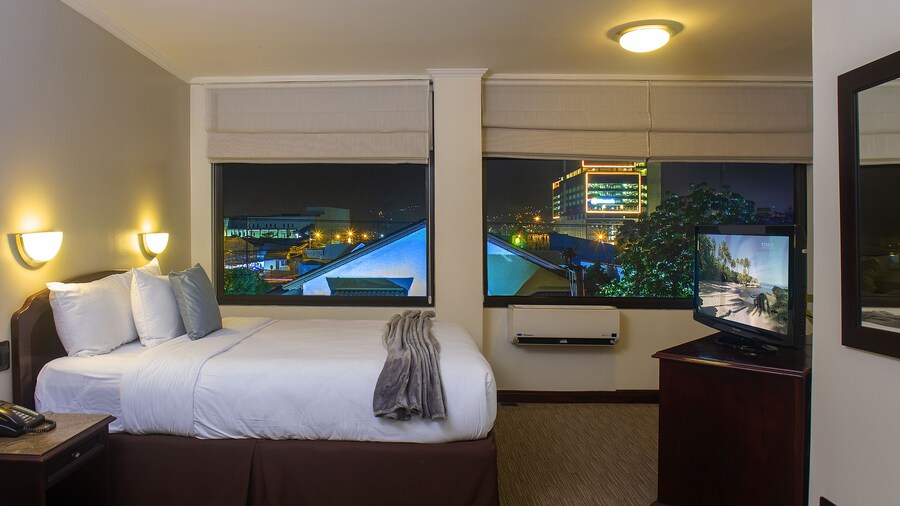 Parque del Lago Boutique Hotel