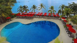 3 outdoor pools, pool umbrellas
