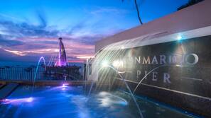 2 piscinas al aire libre (de 9:00 a 21:00), sombrillas, tumbonas