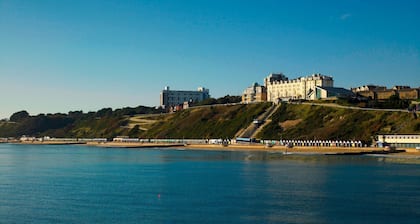 Bournemouth Highcliff Marriott Hotel