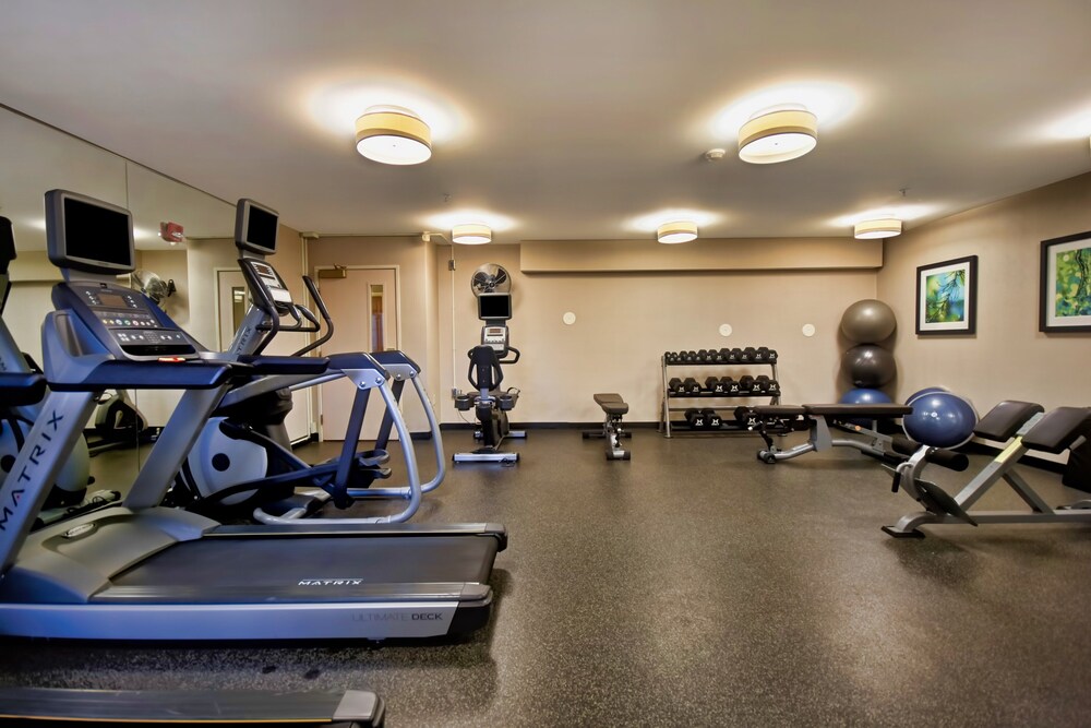 Fitness facility, Staybridge Suites Madison East, an IHG Hotel