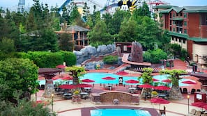 3 outdoor pools