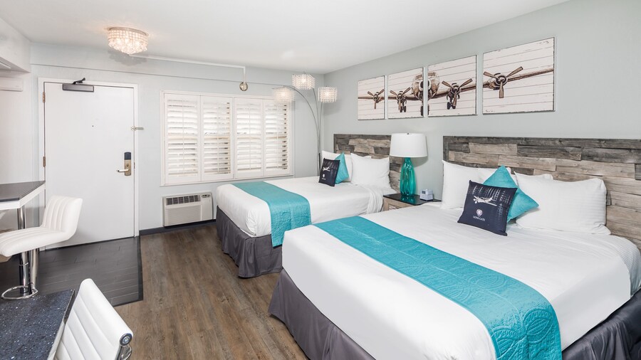 Lions Gate Hotel