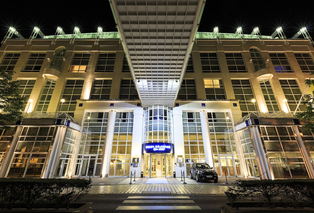 5 Star Hotels