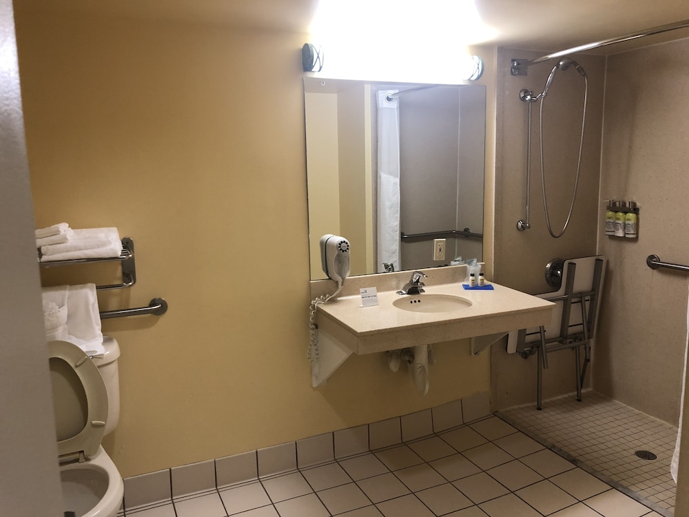 Holiday Inn Express & Suites Ft. Lauderdale Airport West, an IHG Hotel