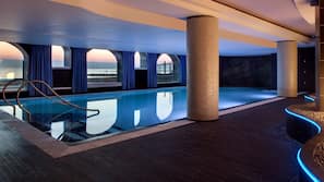 Piscine couverte