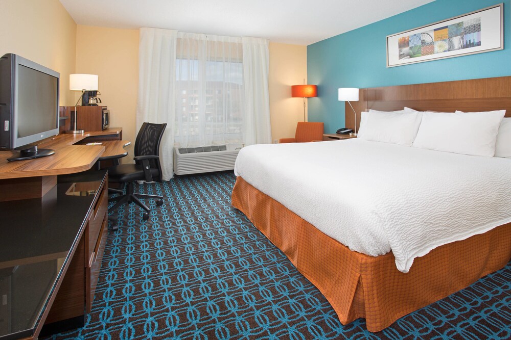 Fairfield Inn & Suites Boston Milford