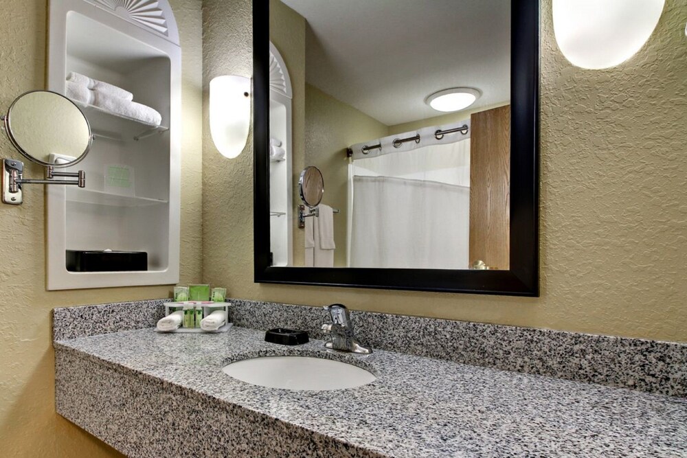 Holiday Inn Express Hotel & Suites Jacksonville South I-295, an IHG Hotel