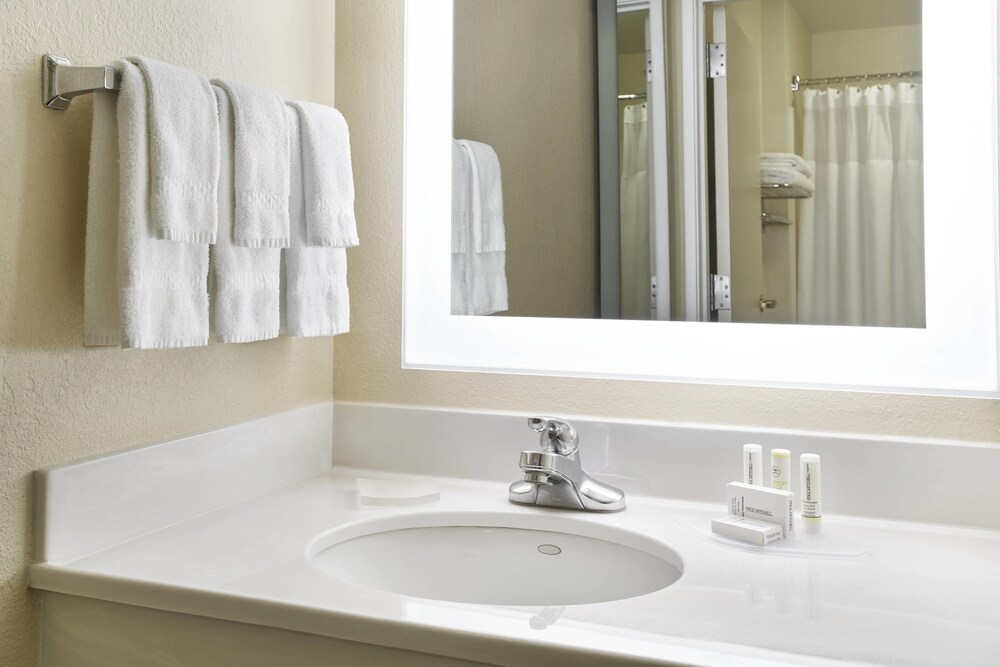 Bathroom, SpringHill Suites by Marriott Edgewood/Aberdeen