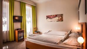 Een minibar, een kluis op de kamer, individueel gedecoreerd