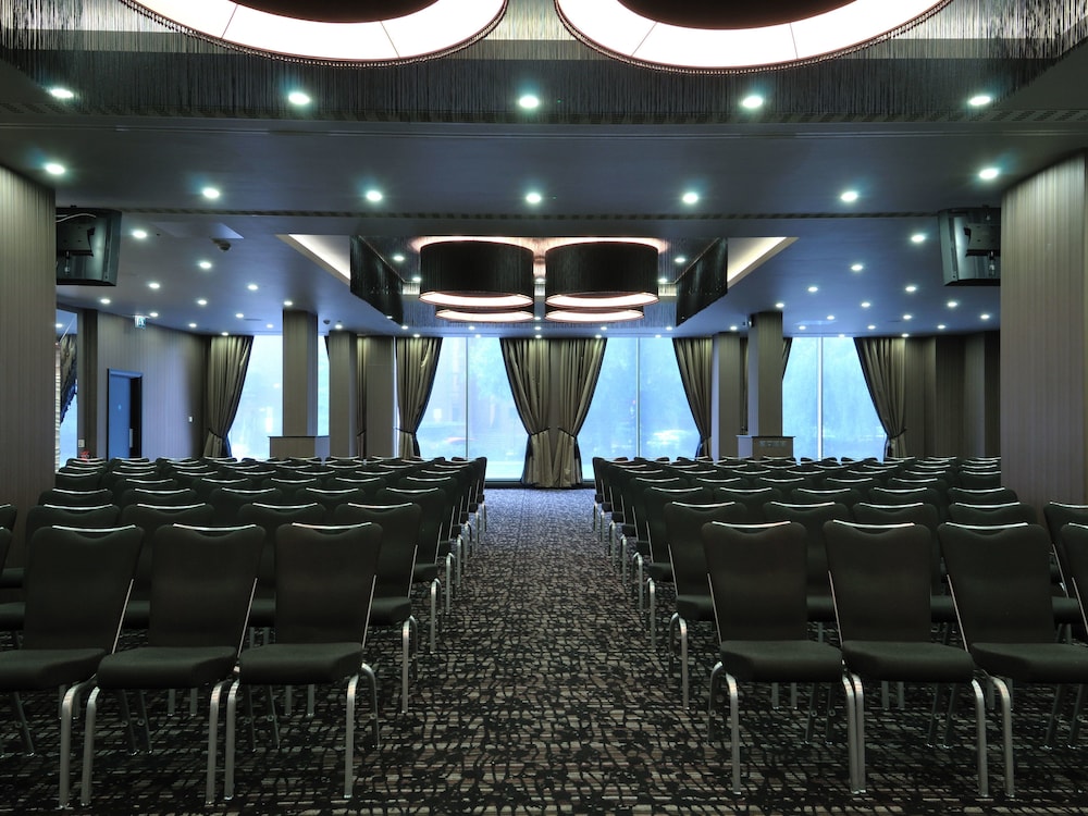 Meeting facility, Doubletree by Hilton Hotel Woking