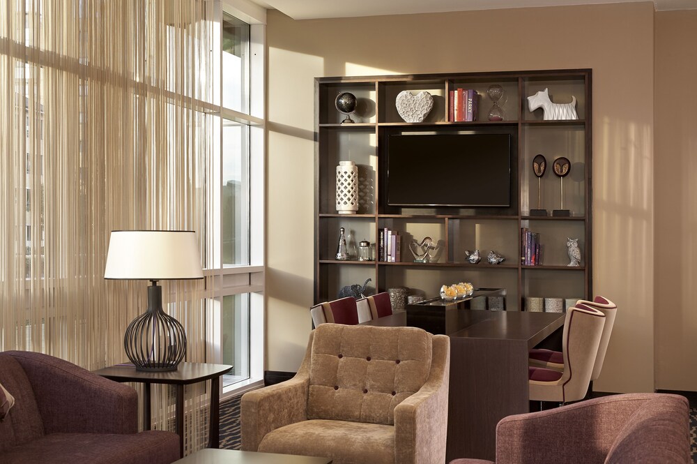 Lobby sitting area, Doubletree by Hilton Hotel Woking