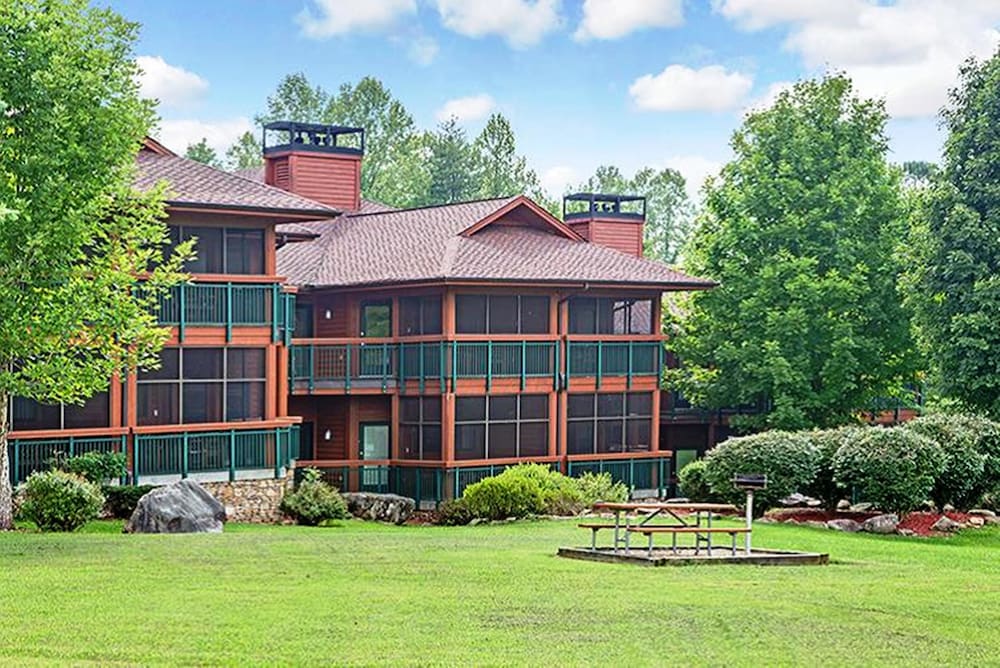 Porch, Bent Creek Golf Village