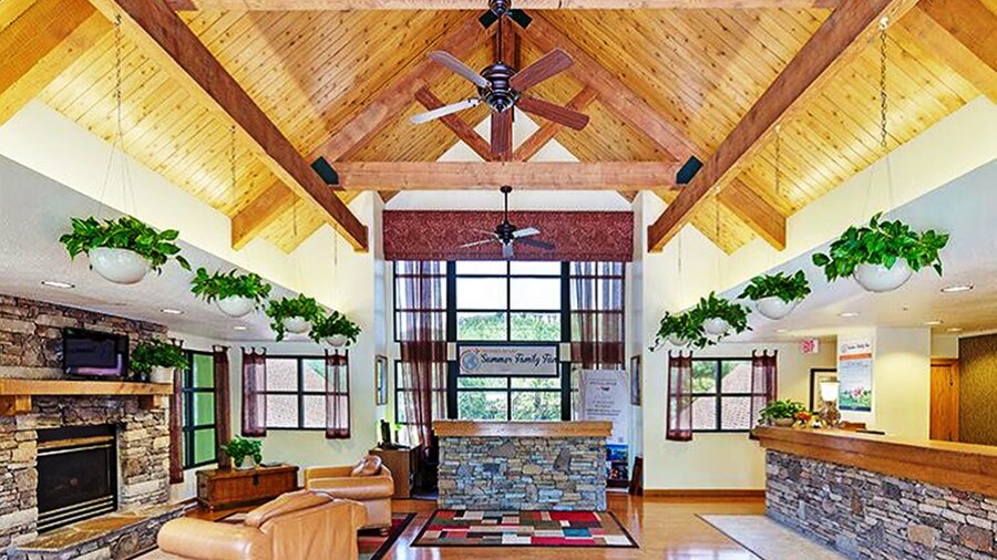 Bent Creek Golf Village Resort by Diamond Resorts