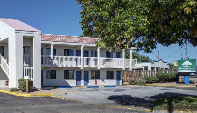 Greentree Inn Santa Fe In Santa Fe Nm Expedia