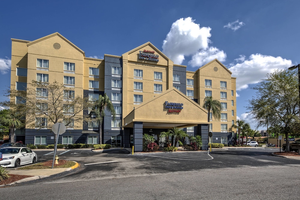 Fairfield Inn Suites By Marriott Near Universal Orlando In
