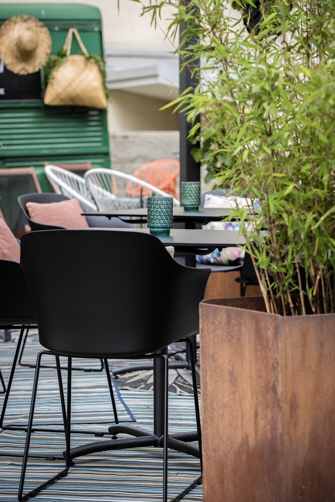 Outdoor dining, Clarion Collection Hotel Uppsala