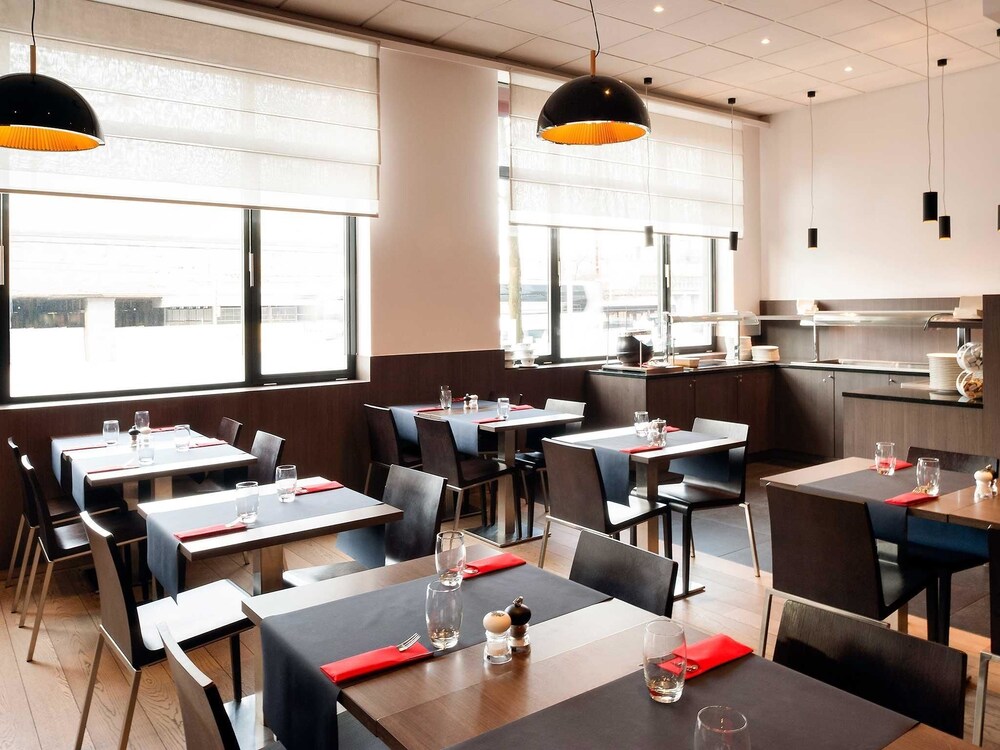 Hotel Ibis Brussels Centre Gare Midi Hotel Ibis Brussels Centre Gare Midi