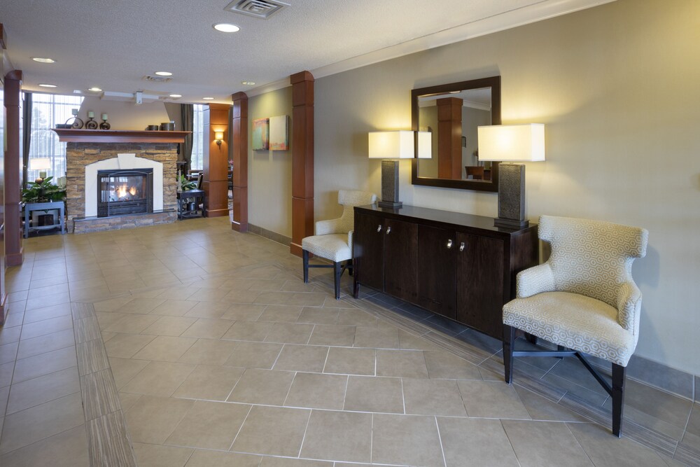Staybridge Suites Minneapolis-Bloomington, an IHG Hotel