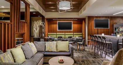 Courtyard by Marriott Charlotte City Center