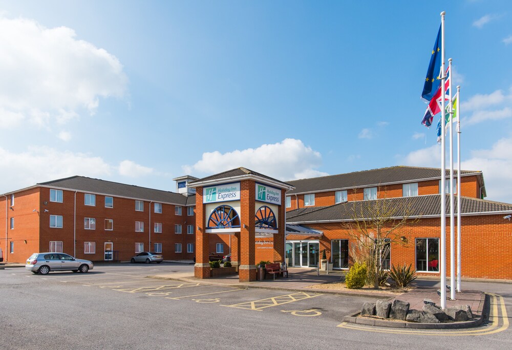 Holiday Inn Express Southampton - West, an IHG Hotel