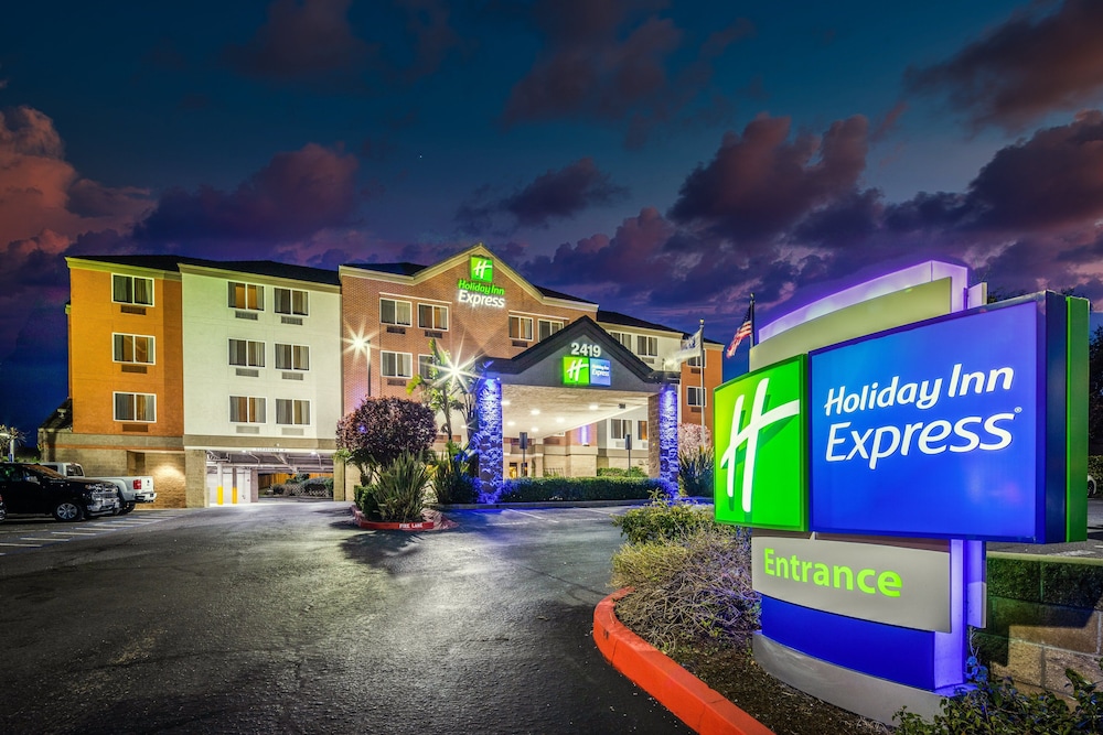 Exterior, Holiday Inn Express Castro Valley - East Bay, an IHG Hotel