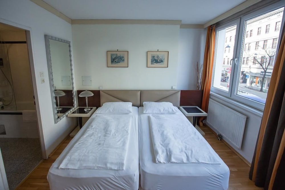 Foto - Hotel Attaché l contactless check-in