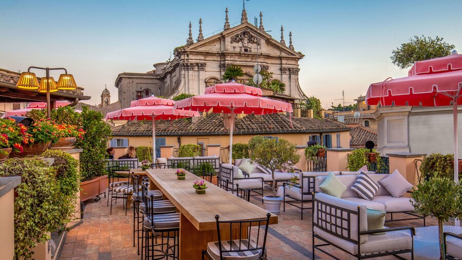 9HOTEL CESARI