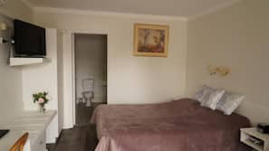Desk, iron/ironing board, free WiFi, linens