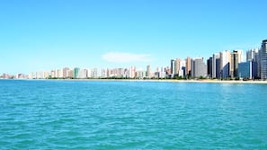 Na praia